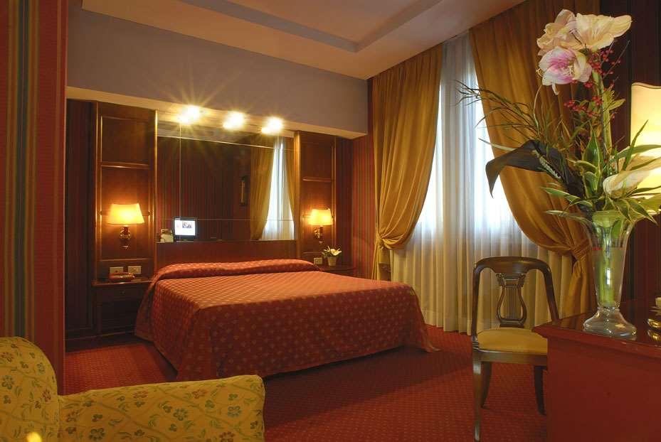 Atlante Garden Hotel Roma Oda fotoğraf